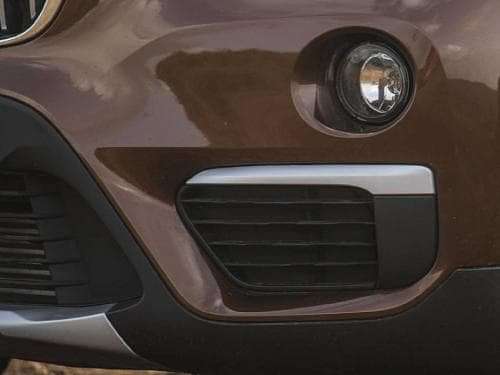 BMW X1 Front Fog Lamp car image