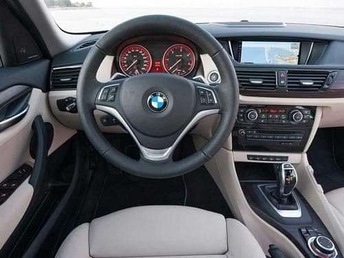 BMW X1 Center Console car image