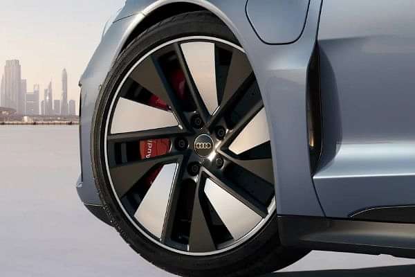 Audi E-Tron GT Wheels image