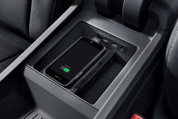 Audi E-Tron GT Charging Outlet image
