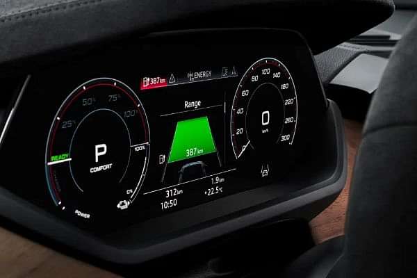 Audi E-Tron GT Speedometer Console image