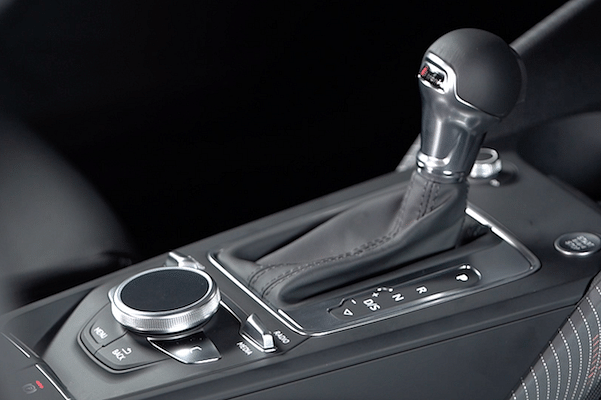 Audi Q2 Gear Lever image