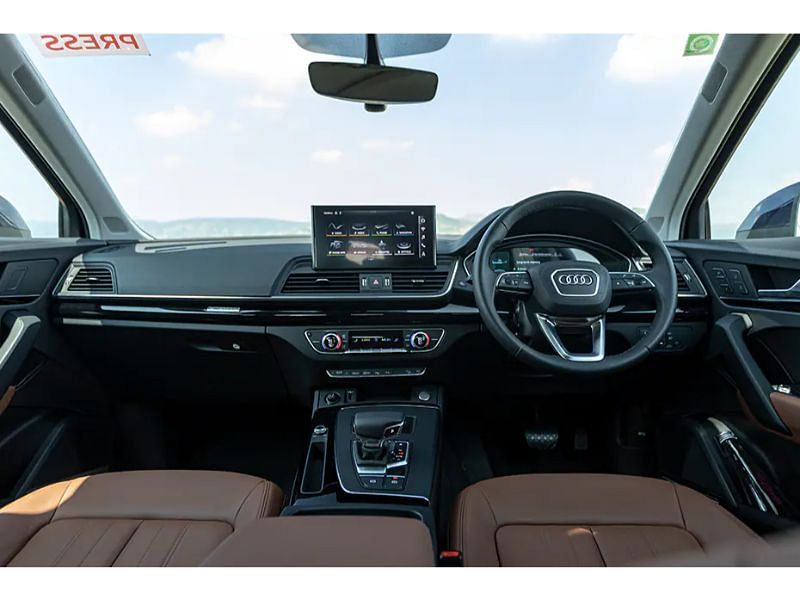 Audi Q5 Front Fascia image