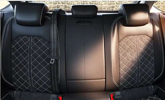Audi RS5 Front Seat image