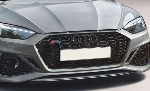 Audi RS5 Grille image