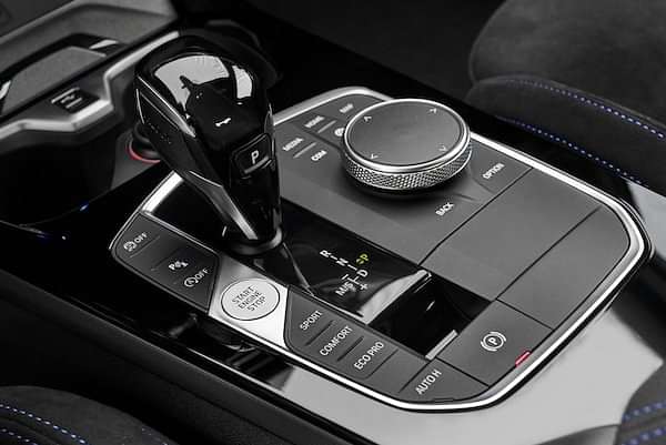BMW 2 Series Gran Coupe Gear Lever image
