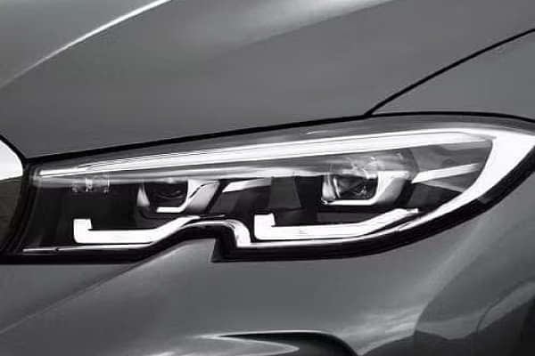 BMW 3-Series Headlight image