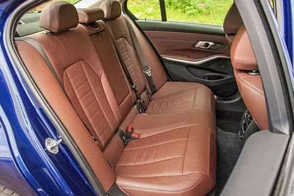 BMW 3-Series Rear Seat image