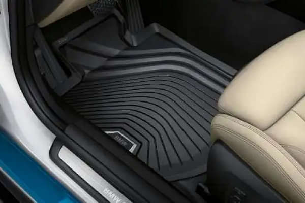 BMW i4 Floor image