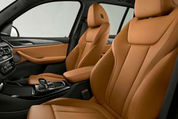 BMW X3  Front Seat image
