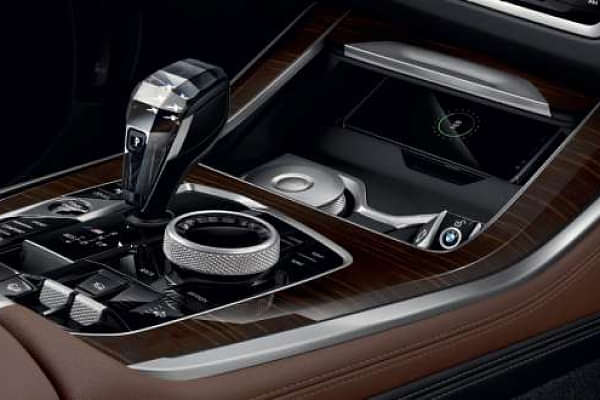 BMW X5 Gear Lever image