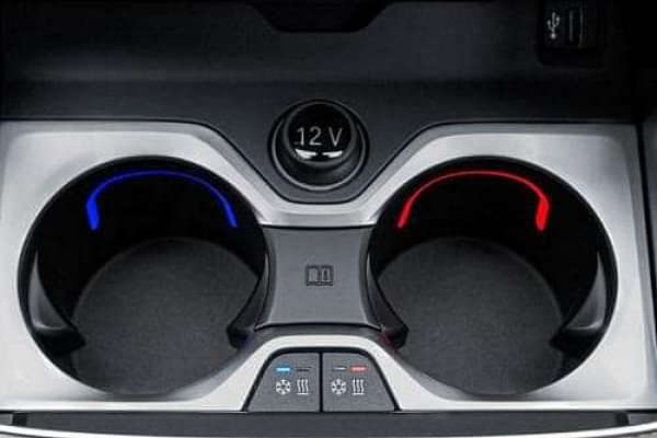 BMW X7 Cup Holders image