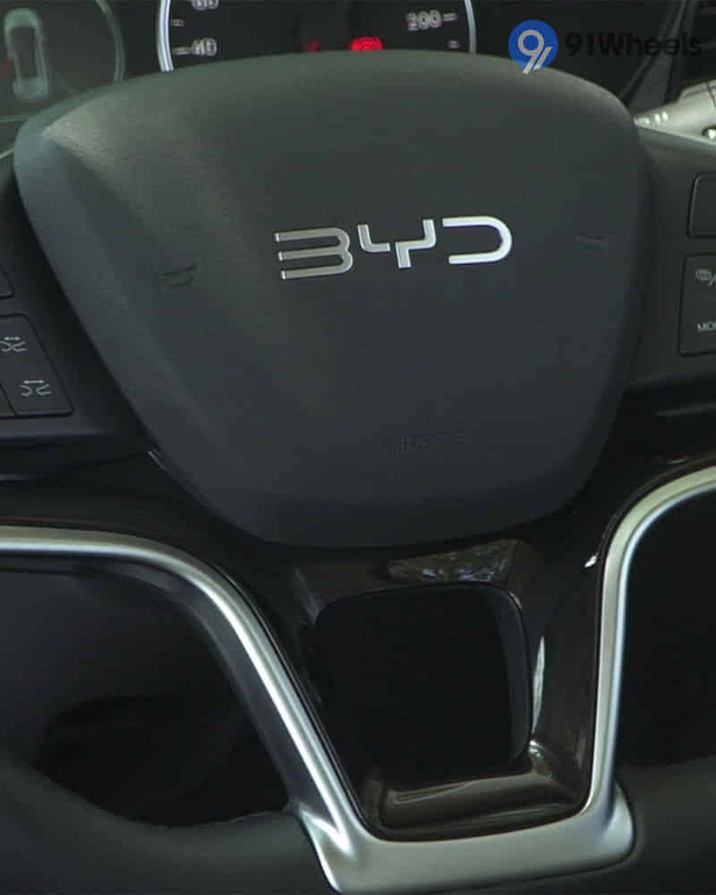 BYD eMAX 7 - Image 3