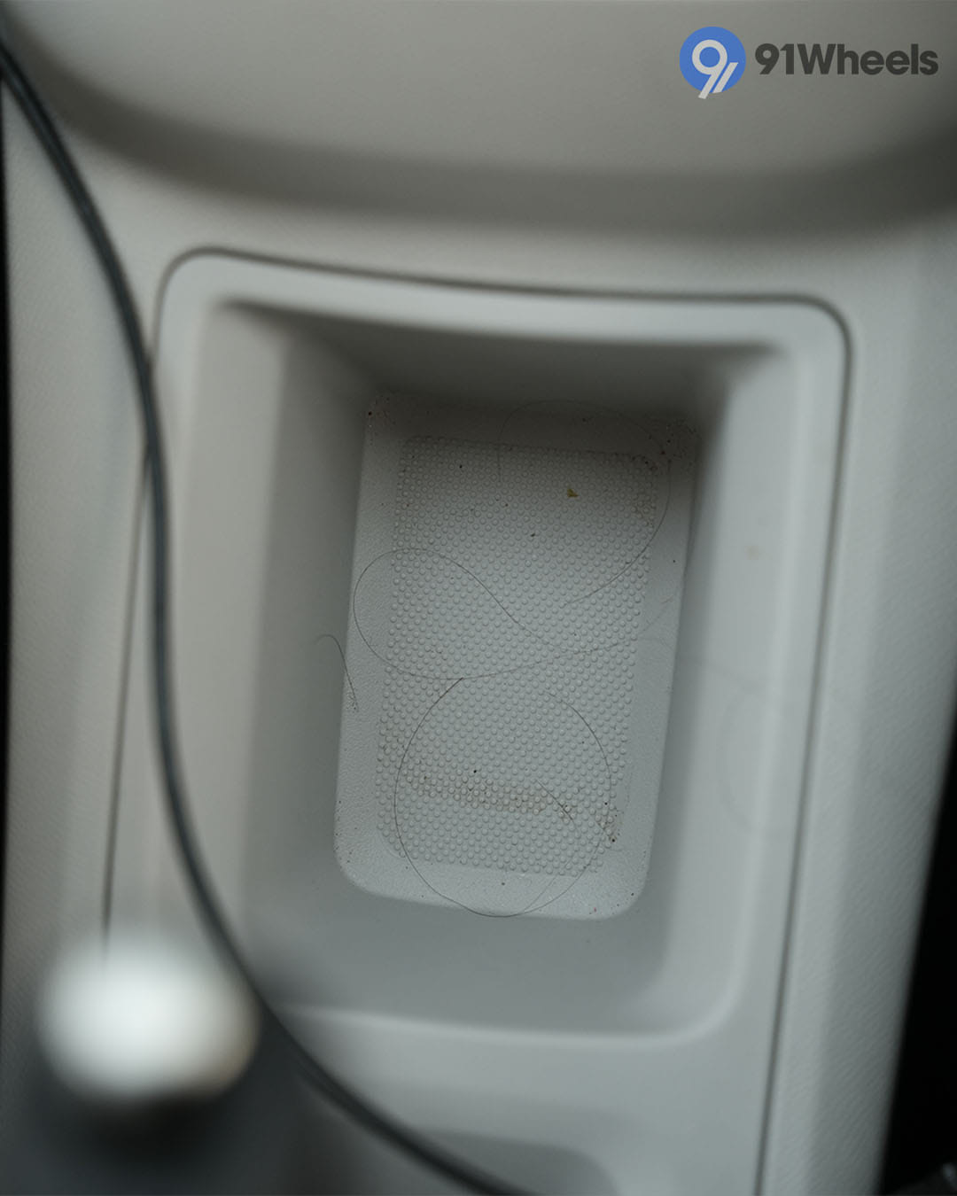 Dashboard & Front Cabin - 1