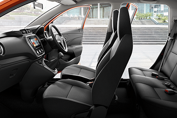 Datsun GO Front Seat image