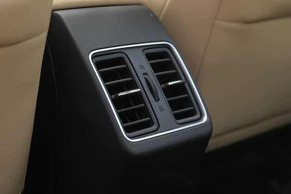 Honda City Rear Vents image