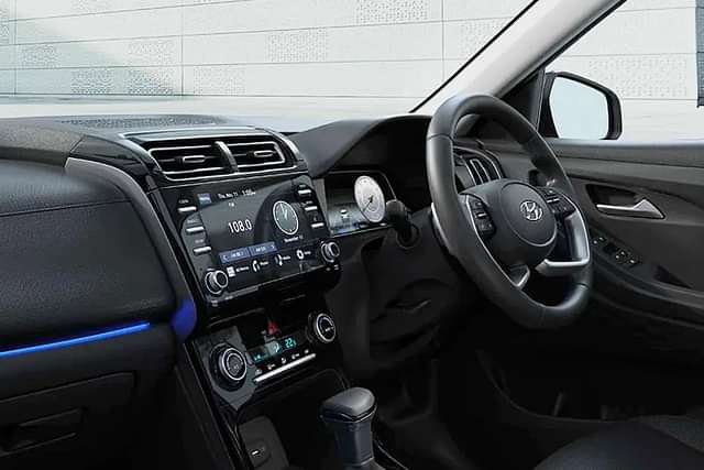 Hyundai 2022 Creta Steering Controls image
