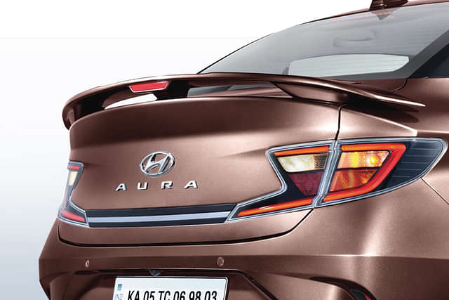 Hyundai Aura Spoiler image