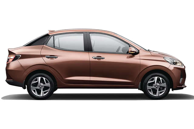 Hyundai Aura Side Profile image