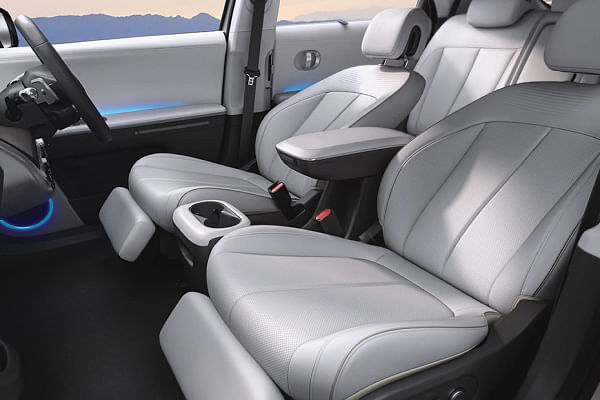 Hyundai Ioniq 5 Front Seat image