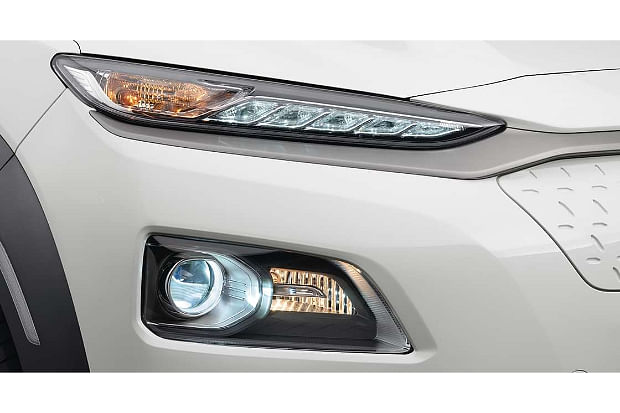 Hyundai Kona Electric Headlight image