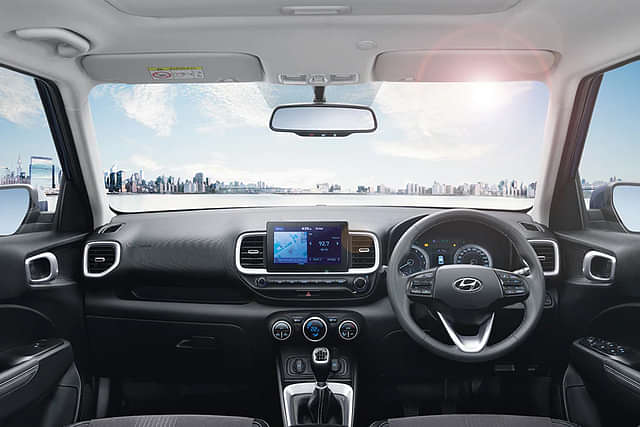Hyundai Venue Front Fascia image