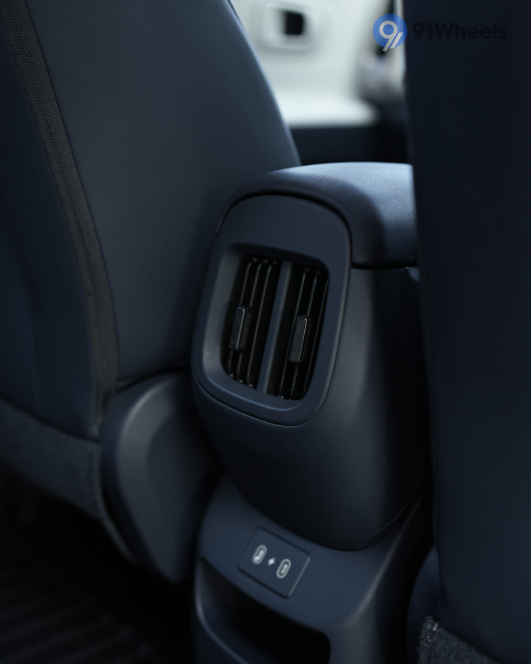 Seats & Cabin Comfort - 1