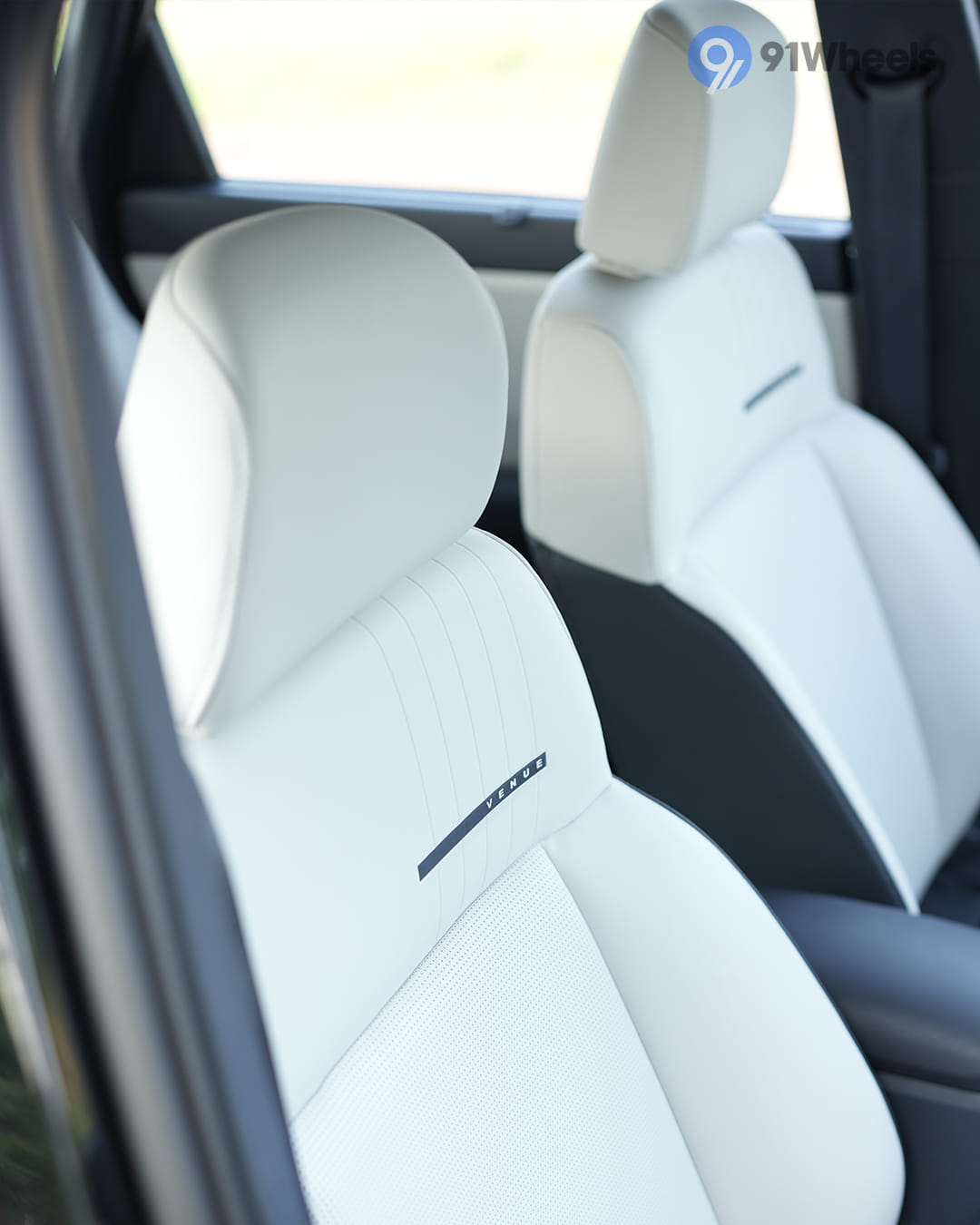 Seats & Cabin Comfort - 5