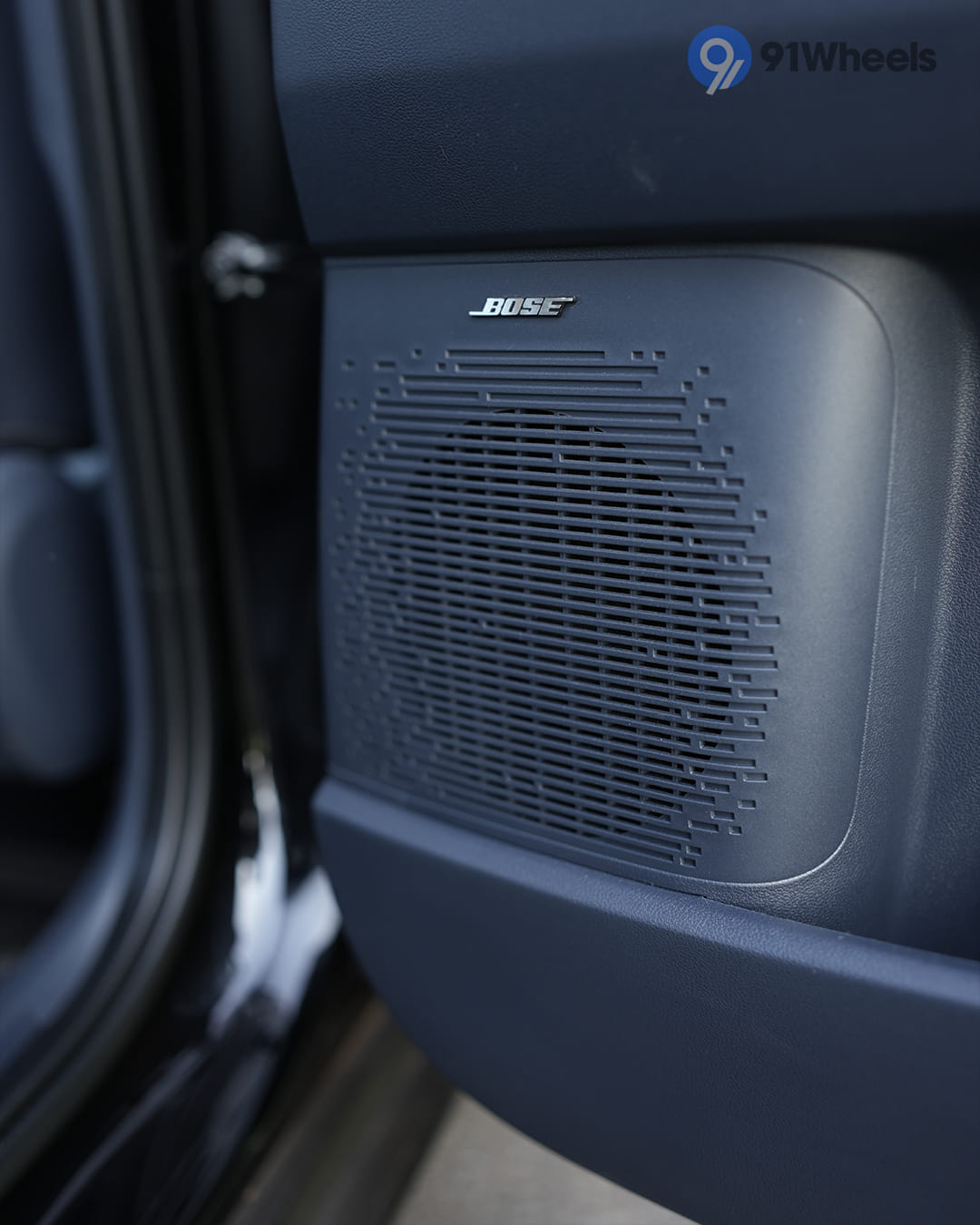 Infotainment & Charging - 2