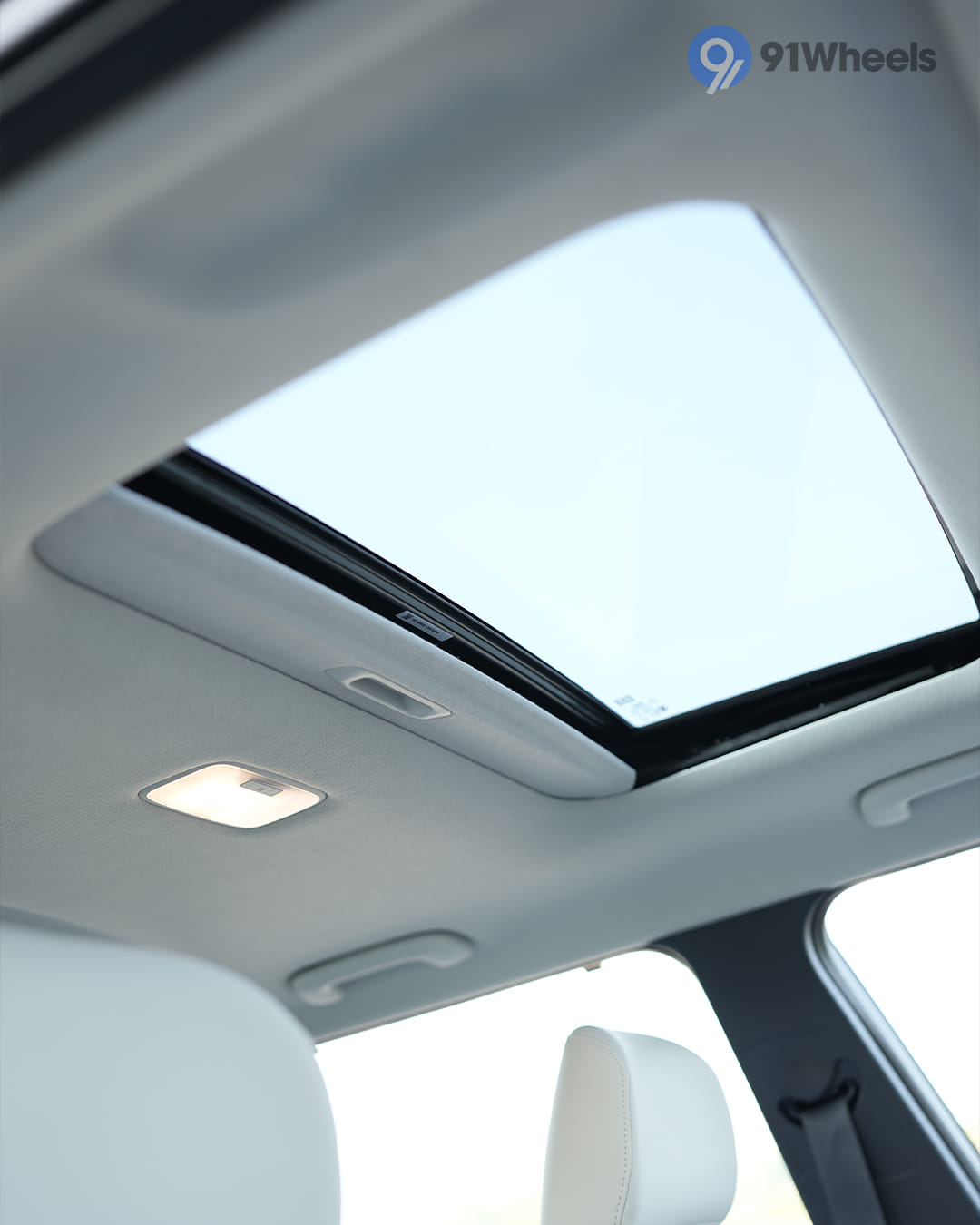 Seats & Cabin Comfort - 6