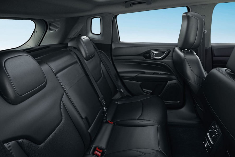 Jeep Compass  Rear Seat image