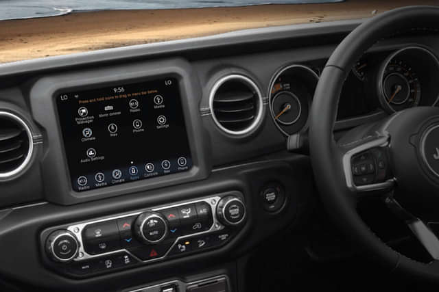 Jeep Wrangler Touchscreen image