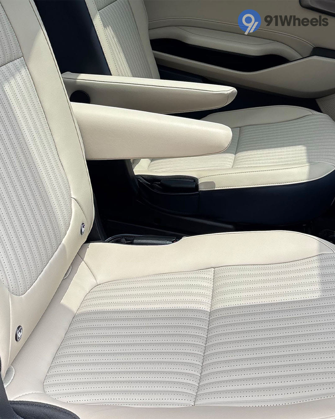 Seats & Cabin Comfort - 3