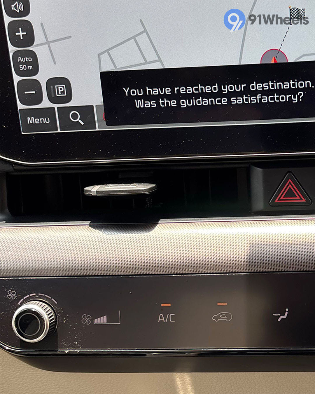 Dashboard & Front Cabin - 7