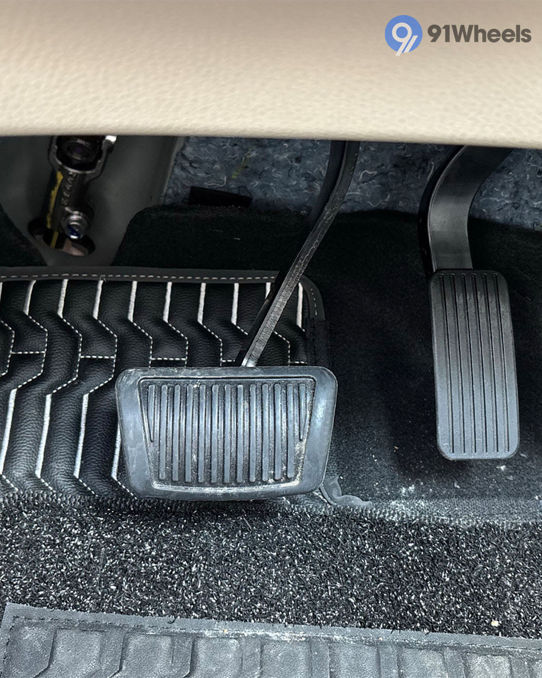 Driver Controls - 10