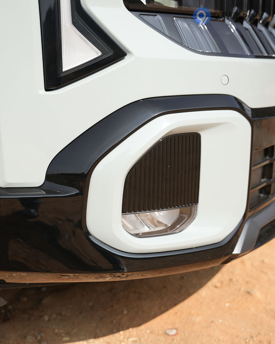 Headlights & Tail-lights - 4