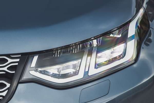 Land Rover Discovery Sport Headlight image