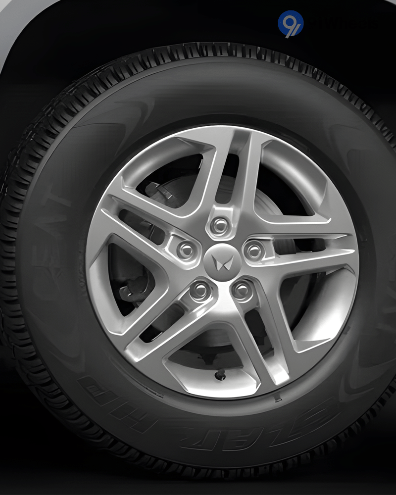 Mahindra Bolero Neo Plus - Image 4