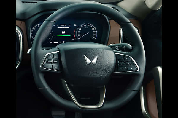 2022 Mahindra Scorpio N (New) Steering Wheel image