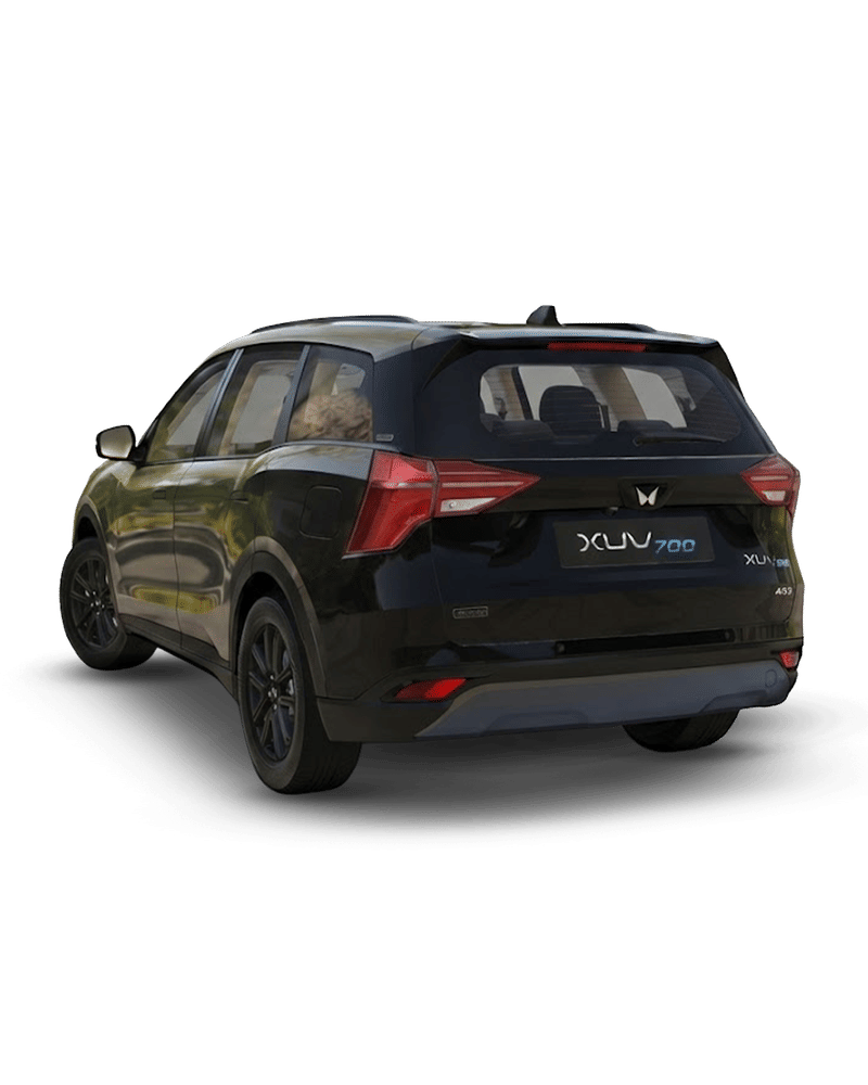 Mahindra XUV700 - Image 4