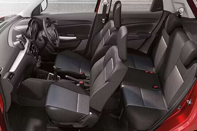 Maruti Suzuki Swift Front Seat image
