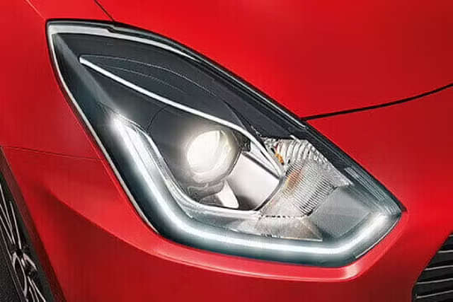 Maruti Suzuki Swift Headlight image