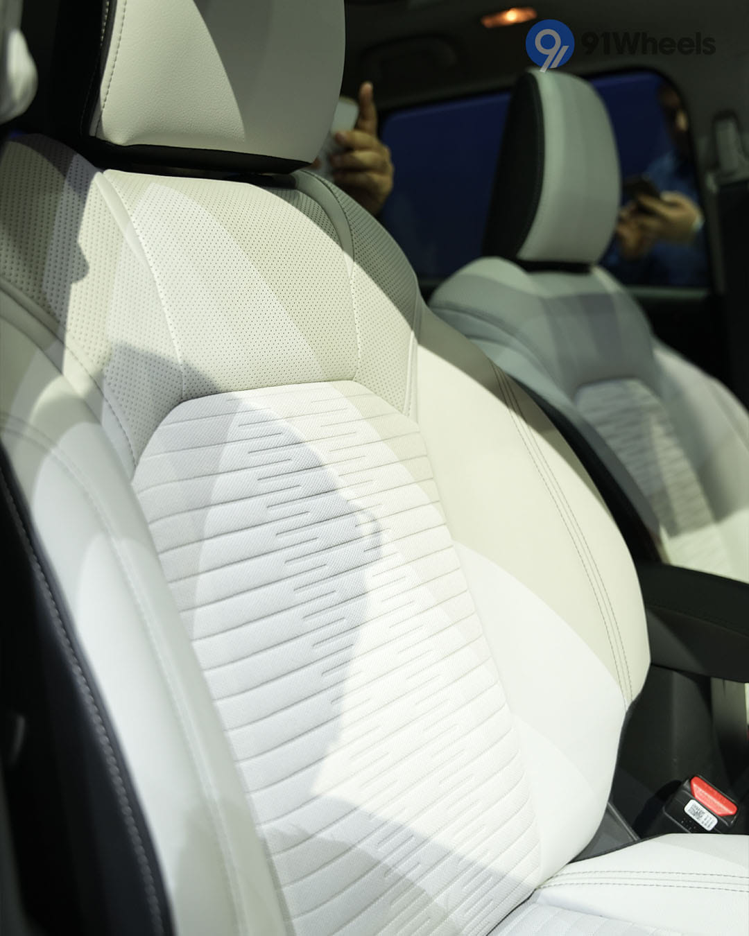 Seats & Cabin Comfort - 3