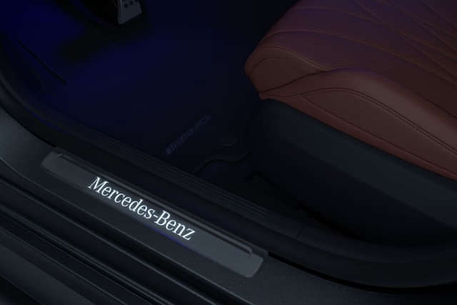 Mercedes-Benz C-Class 2022 Boot image