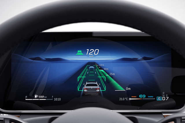 Mercedes-Benz C-Class 2022 Speedometer Console image