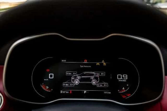 MG Astor Speedometer Console image