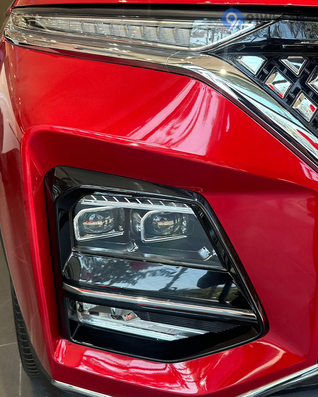 Headlights & Tail-lights - 1