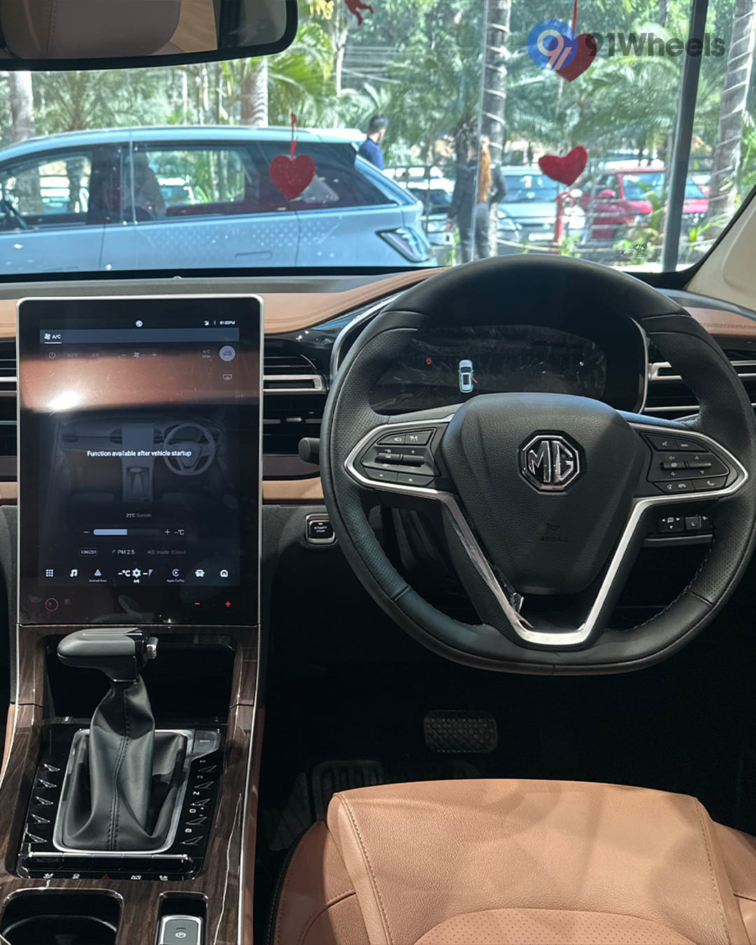 Dashboard & Front Cabin - 2