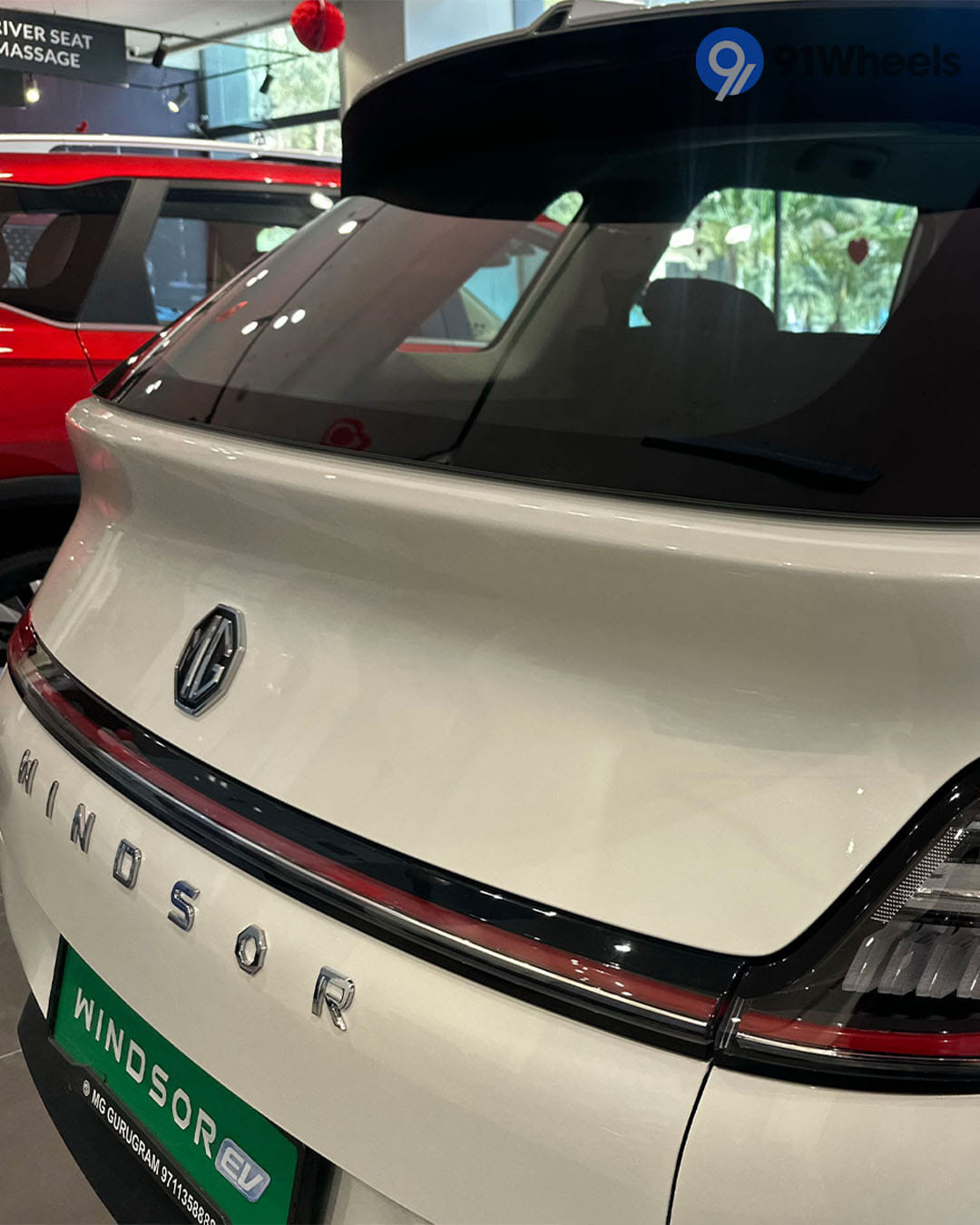 Bootspace & Utility - 1 Bootspace & Utility - 1