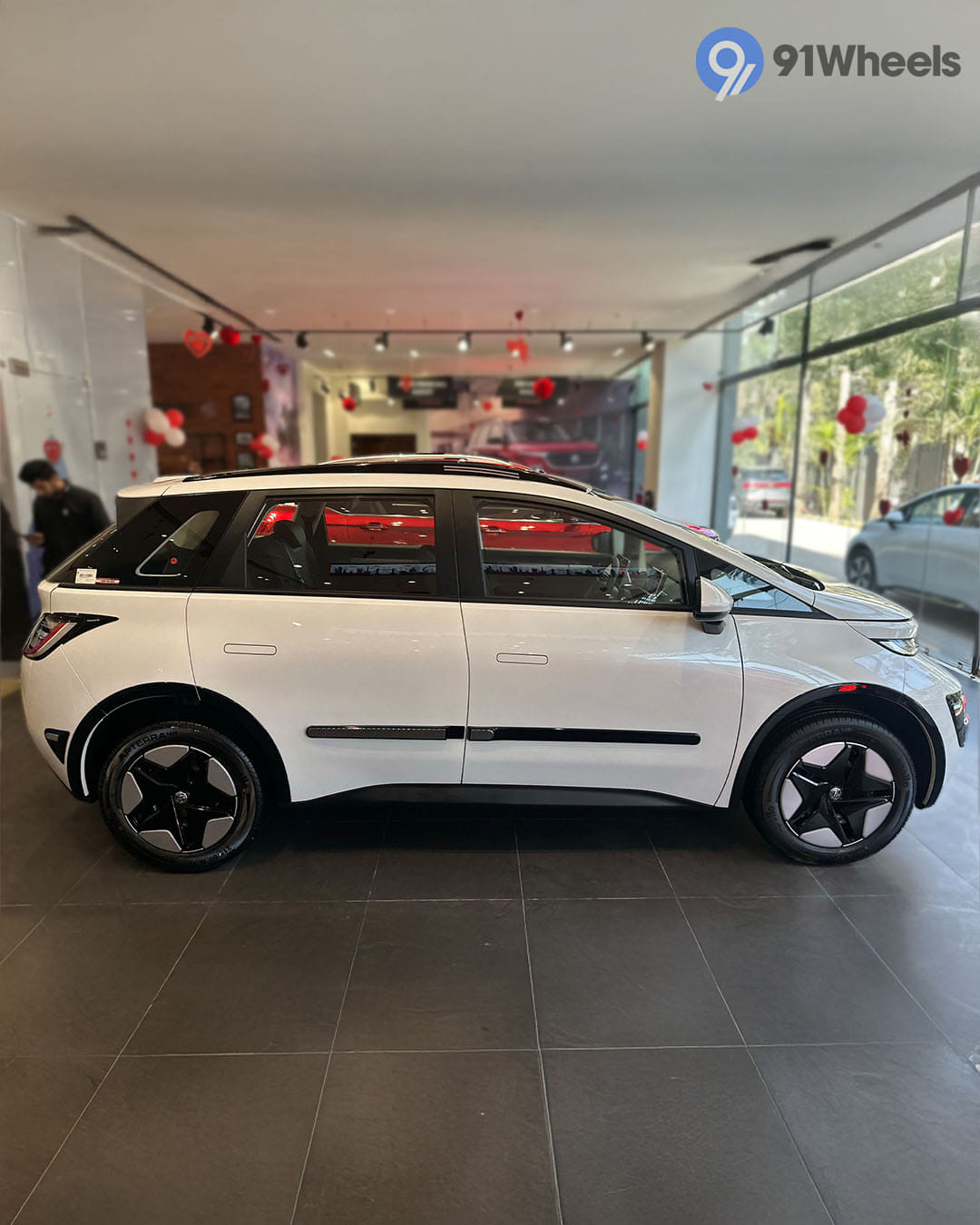 Outerview - 18 Outerview - 18